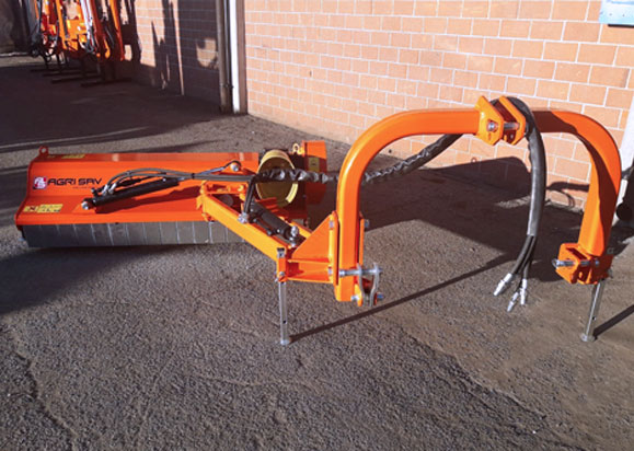 Lateral flail mower TRL